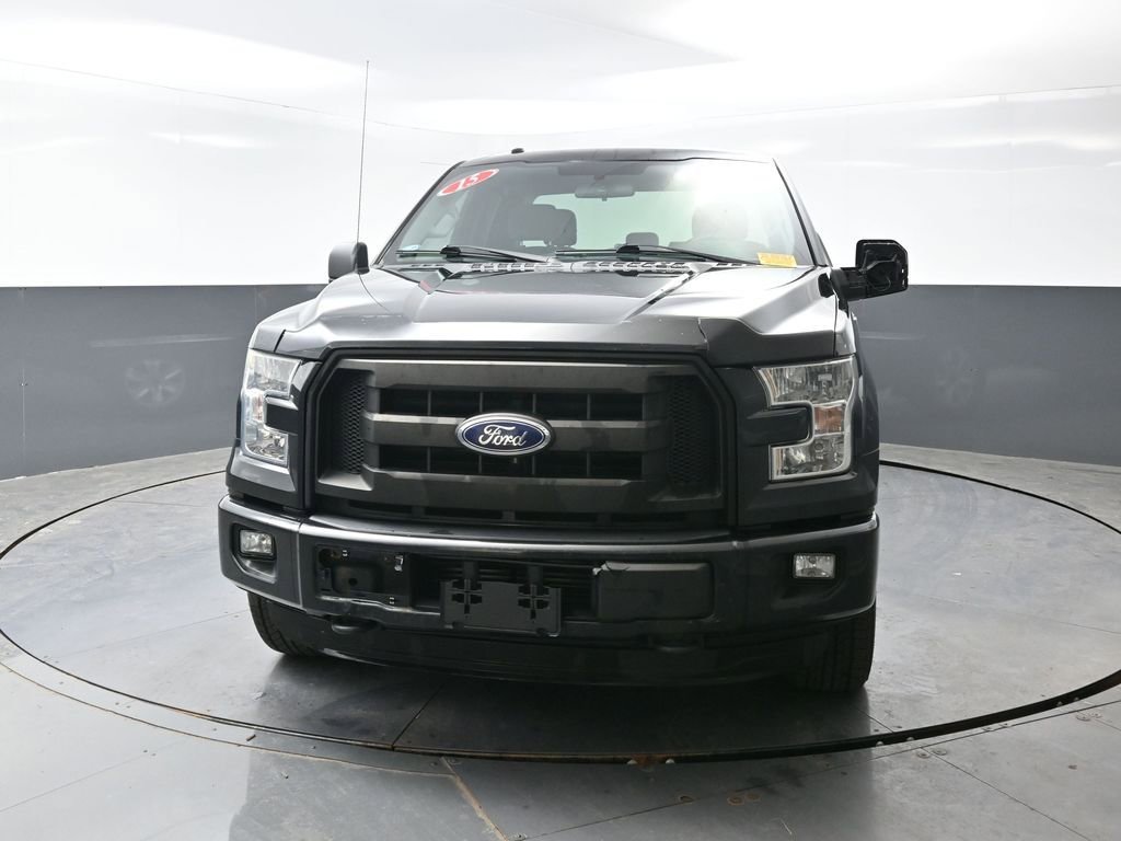 Used 2015 Ford F150 XL w/ Equipment Group 101A Mid AWD/4WD image 4