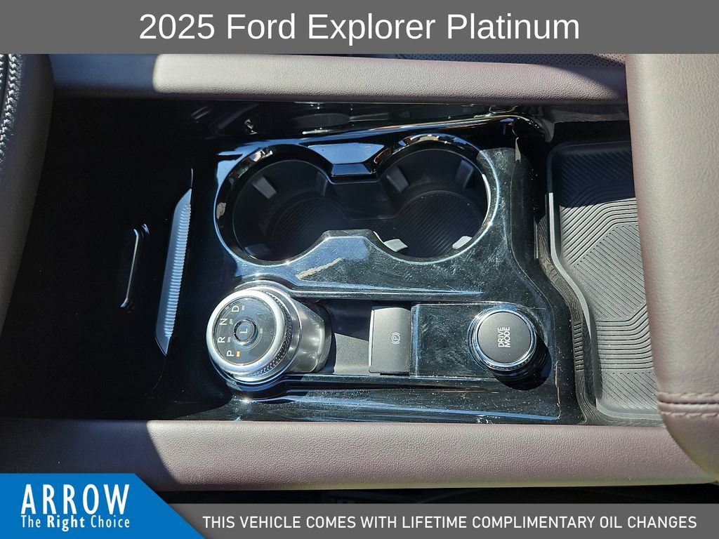 Used 2025 Ford Explorer Platinum w/ Ultimate Package AWD/4WD image 28