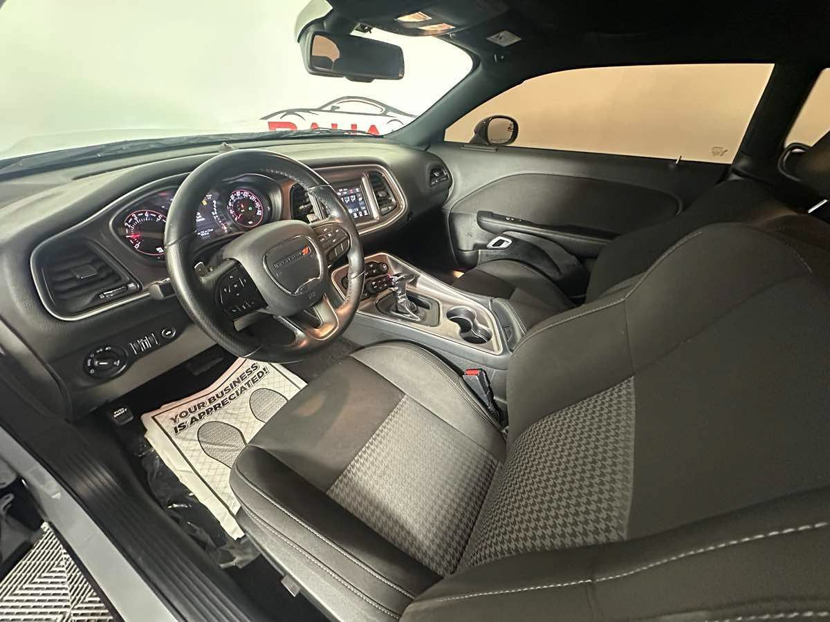 Used 2021 Dodge Challenger GT w/ Driver Convenience Group RWD image 17