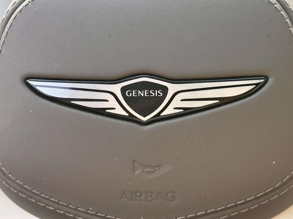 Used 2023 Genesis G90 3.5T AWD/4WD image 27