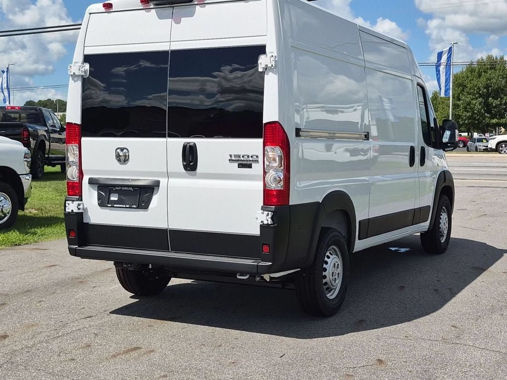 New 2026 RAM ProMaster 1500 w/ Convenience Group FWD image 3