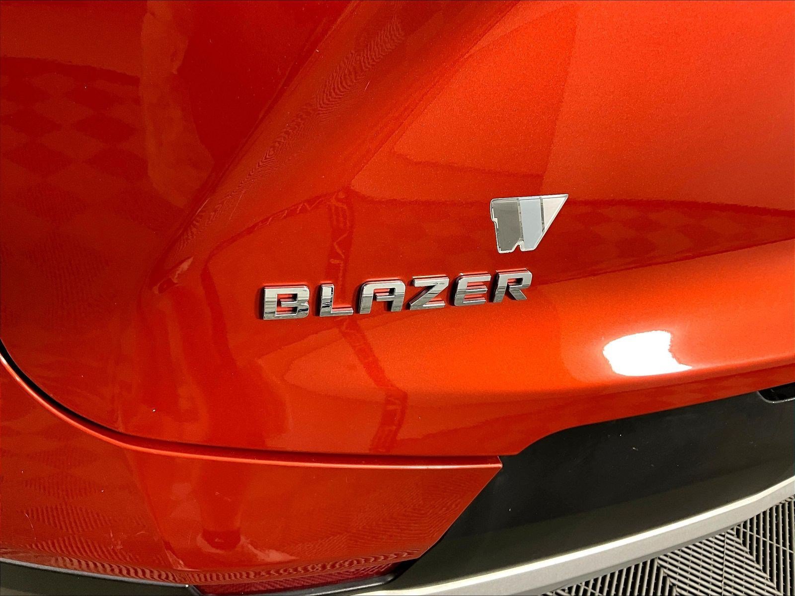 Used 2022 Chevrolet Blazer LT FWD image 24