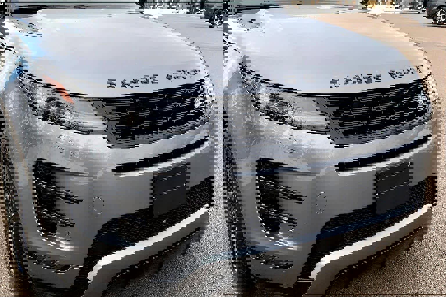 Used 2026 Land Rover Range Rover Evoque Dynamic SE image 29