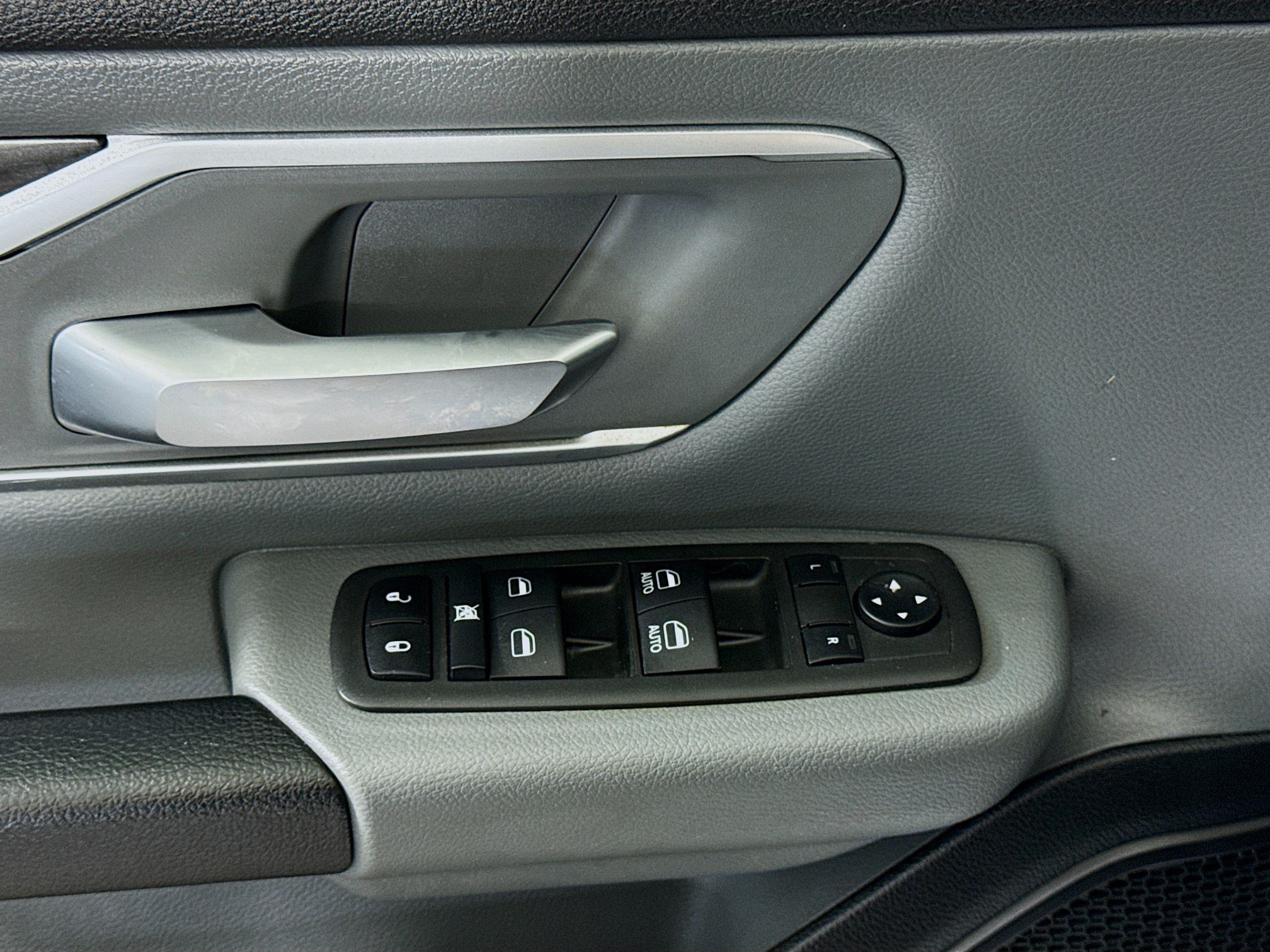 Used 2022 RAM 1500 Big Horn AWD/4WD image 24