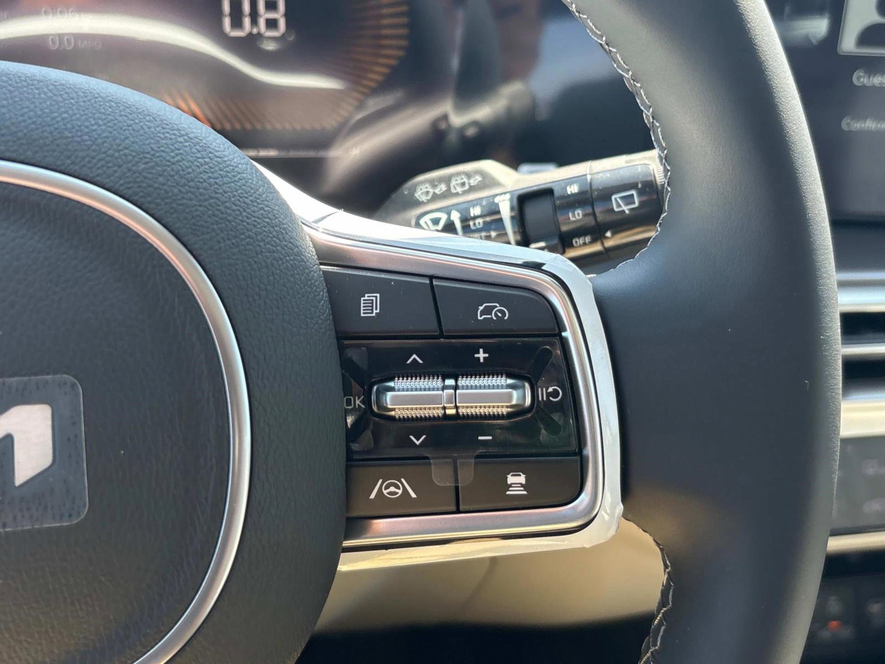 New 2025 Kia Sorento S w/ Panoramic Sunroof Package image 26