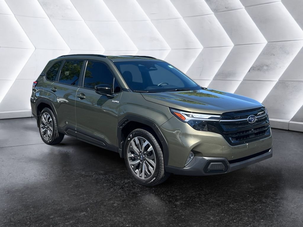 Used 2025 Subaru Forester Touring w/ Touring Package AWD/4WD image 1