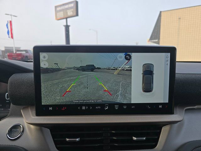 Used 2025 Ford Explorer Active image 17