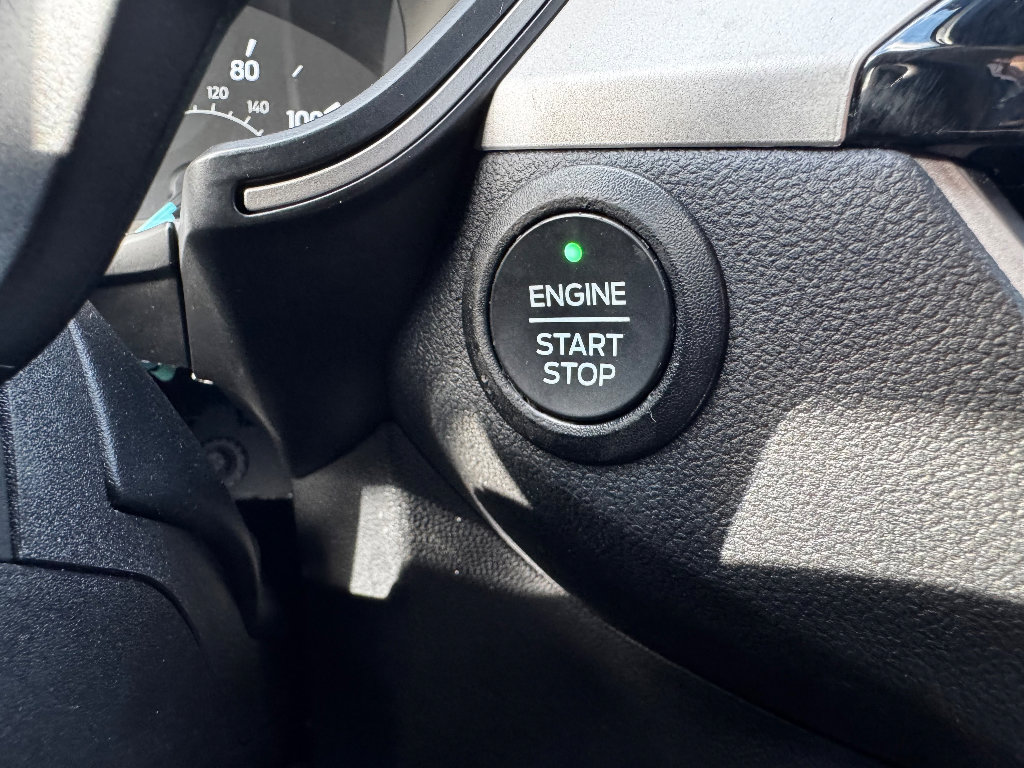 Used 2022 Ford Escape SE w/ Cold Weather Package AWD/4WD image 23