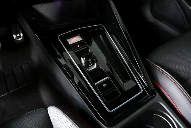 New 2026 Volkswagen GTI SE FWD image 17