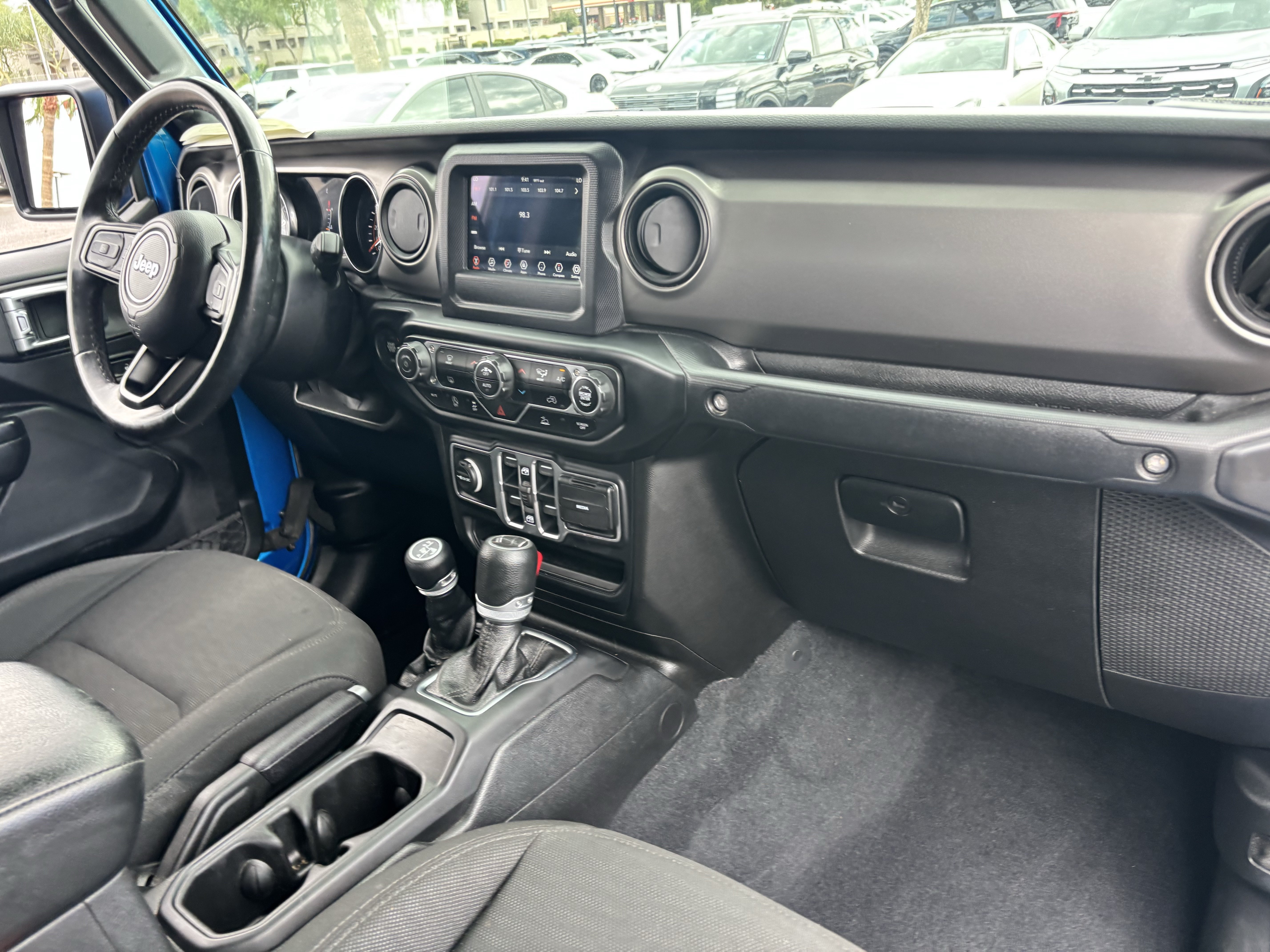 Used 2020 Jeep Gladiator Sport w/ Quick Order Package 24S AWD/4WD image 10