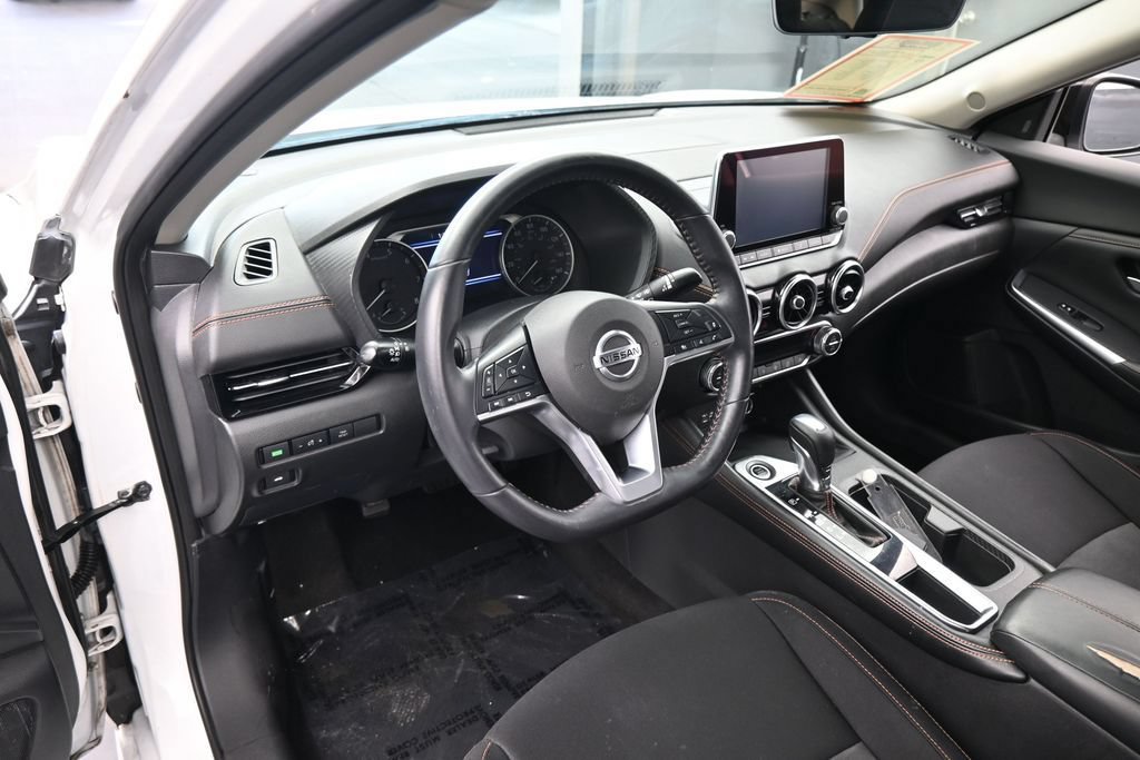 Used 2020 Nissan Sentra SR w/ Electronics Package FWD image 11