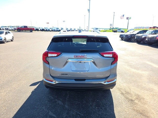 Used 2023 GMC Terrain SLT image 6
