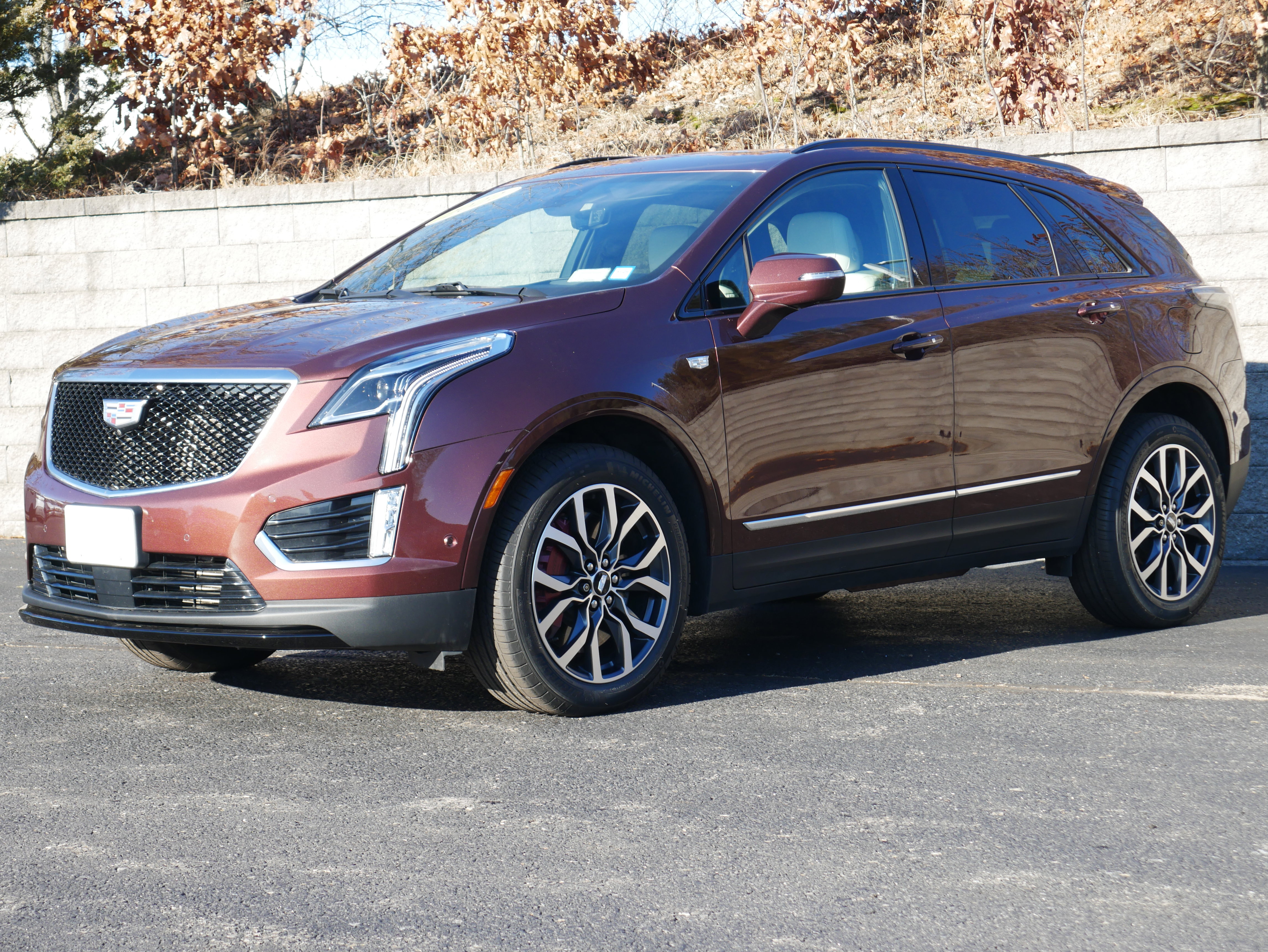 Certified 2022 Cadillac XT5 Sportv w/ Technology Package