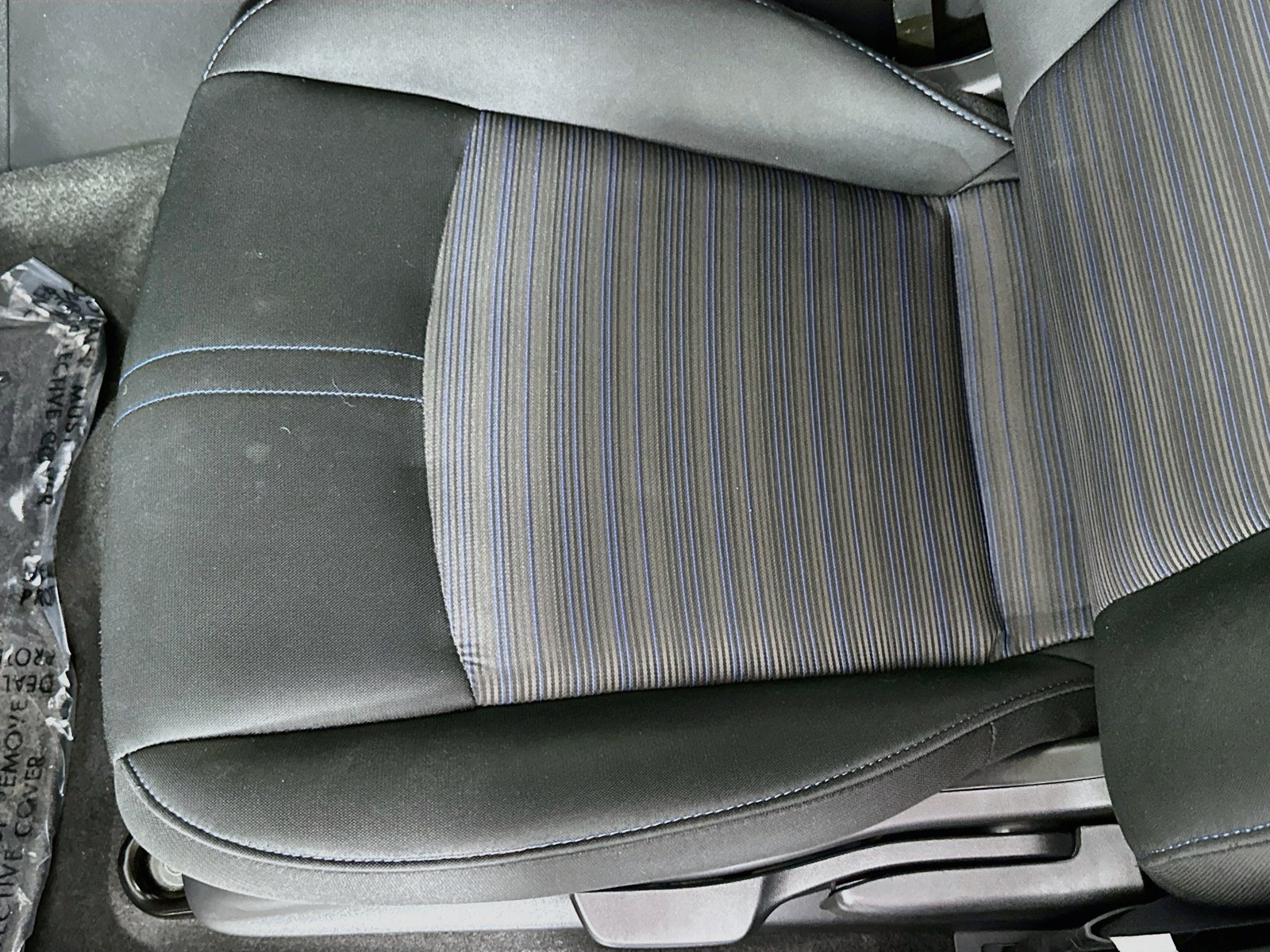 Used 2023 Nissan Leaf S FWD image 19