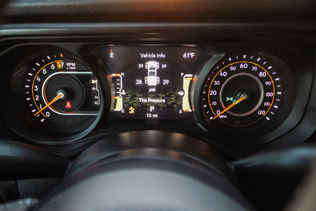 New 2026 Jeep Gladiator Sport AWD/4WD image 23