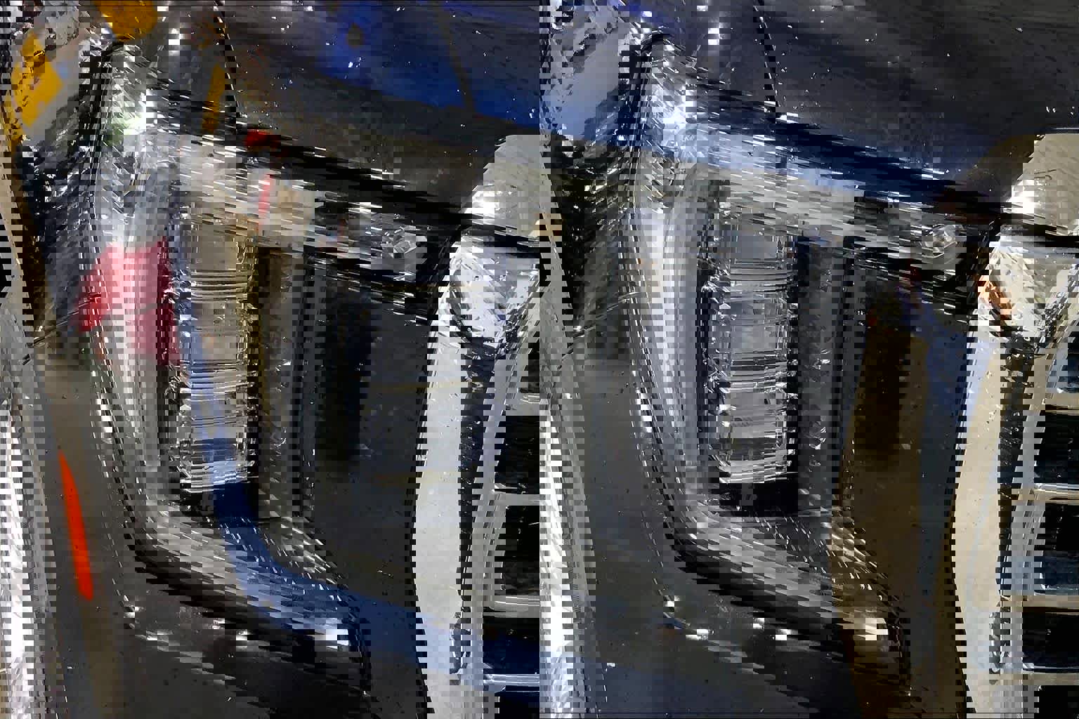 Used 2021 GMC Yukon SLT w/ SLT Premium Package image 28