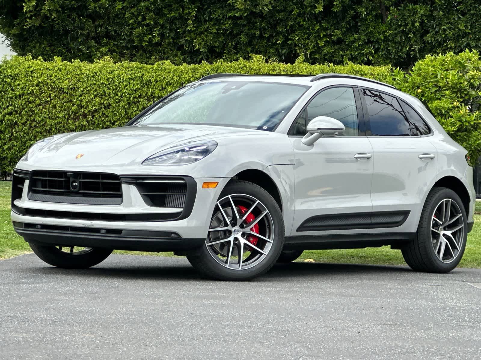 New 2026 Porsche Macan S AWD/4WD image 1