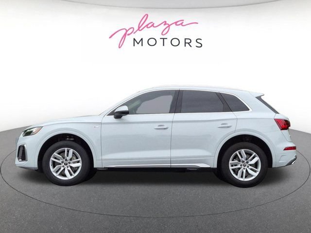 Certified 2023 Audi Q5 2.0T Premium w/ Convenience Package AWD/4WD image 8