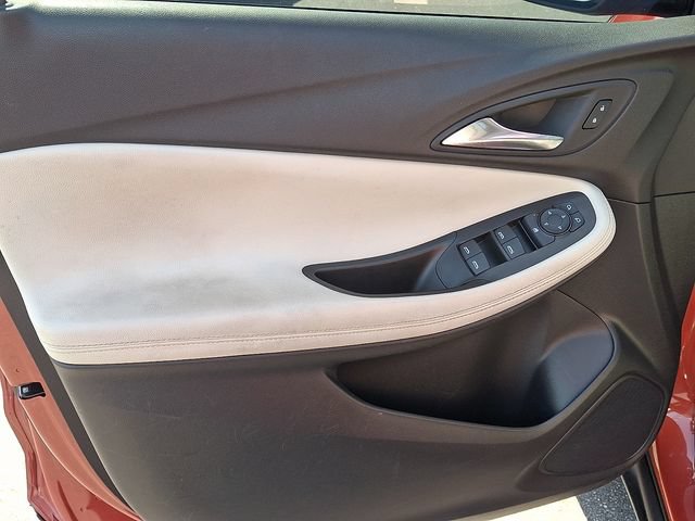 Used 2024 Buick Encore GX Preferred w/ Comfort Package FWD image 8