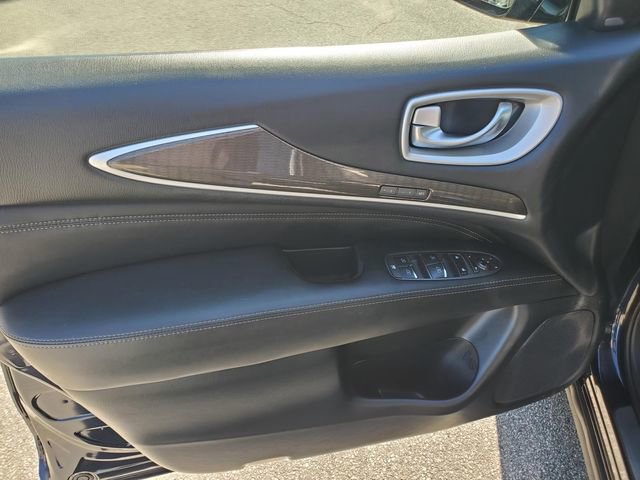 Used 2020 INFINITI QX60 Luxe w/ Essential Package AWD/4WD image 17