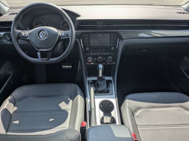 Used 2020 Volkswagen Passat 2.0T R-Line FWD image 15