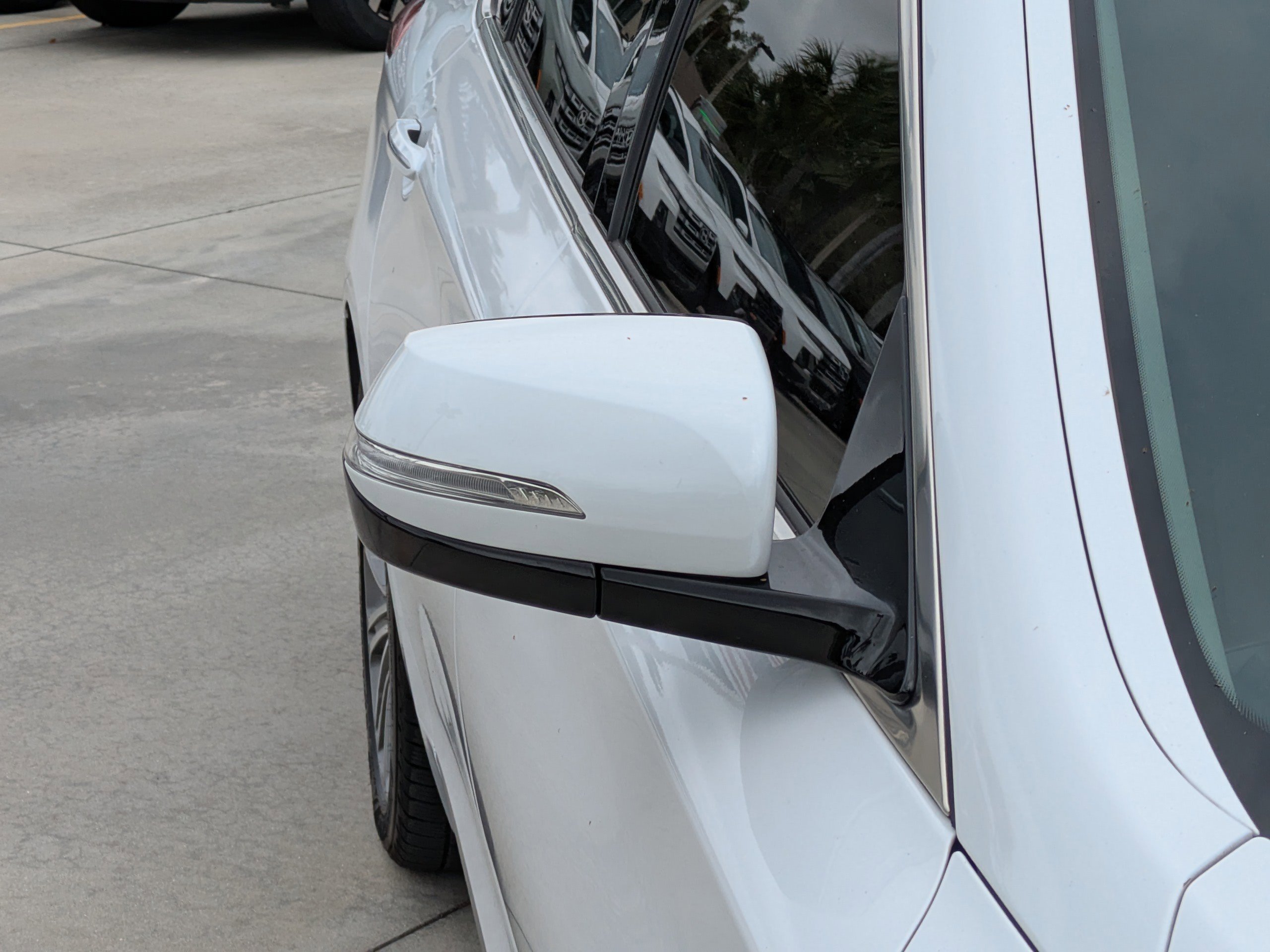 Used 2019 Genesis G80 3.8 image 8