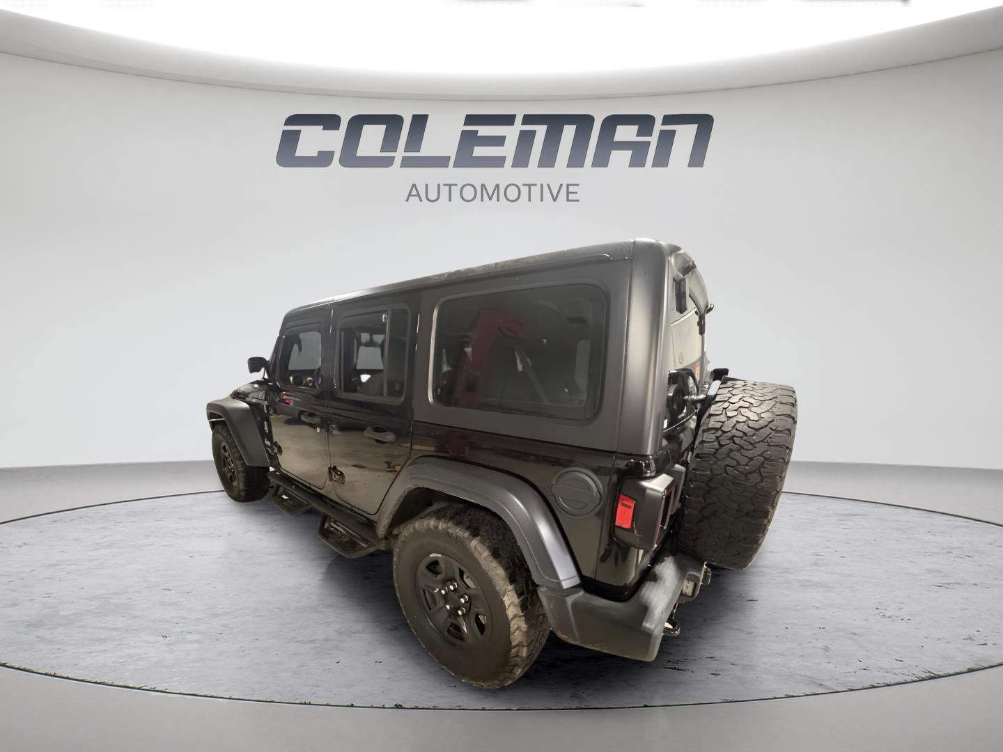 Used 2018 Jeep Wrangler Unlimited Sport image 3