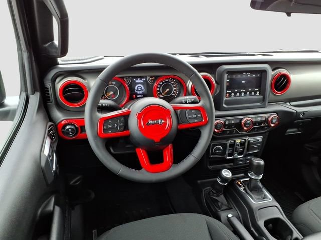 Used 2023 Jeep Gladiator Sport image 13