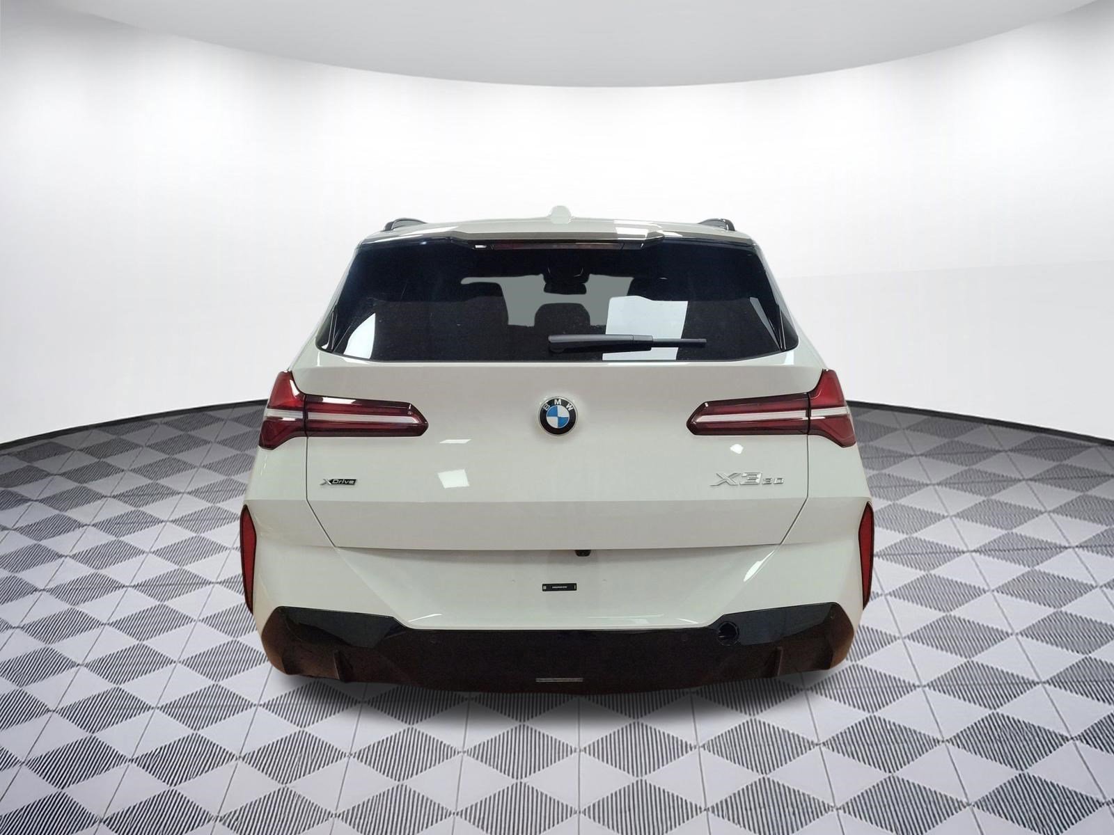 Certified 2025 BMW X3 xDrive30 w/ M Sport Package AWD/4WD image 9