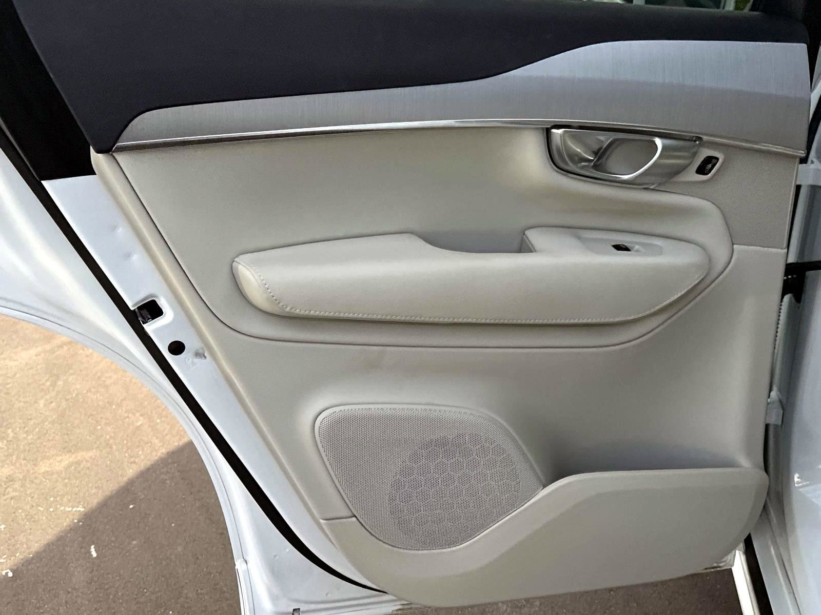 Certified 2024 Volvo XC90 B5 Core image 13