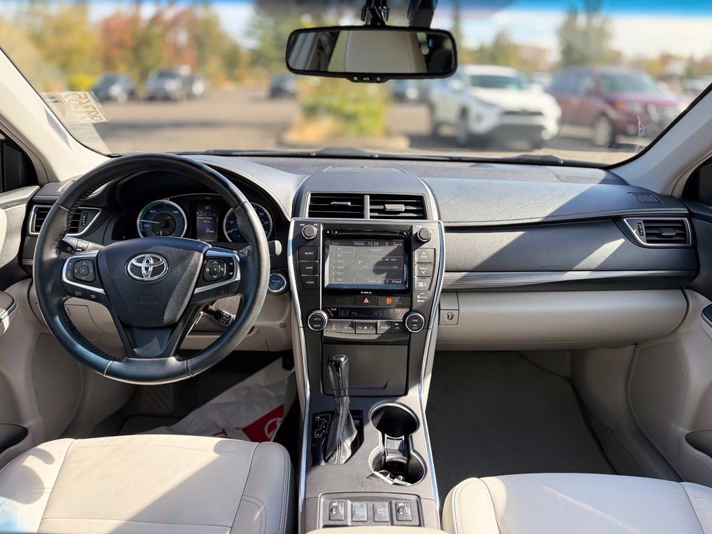 Used 2016 Toyota Camry XLE w/ Moonroof Package FWD image 23