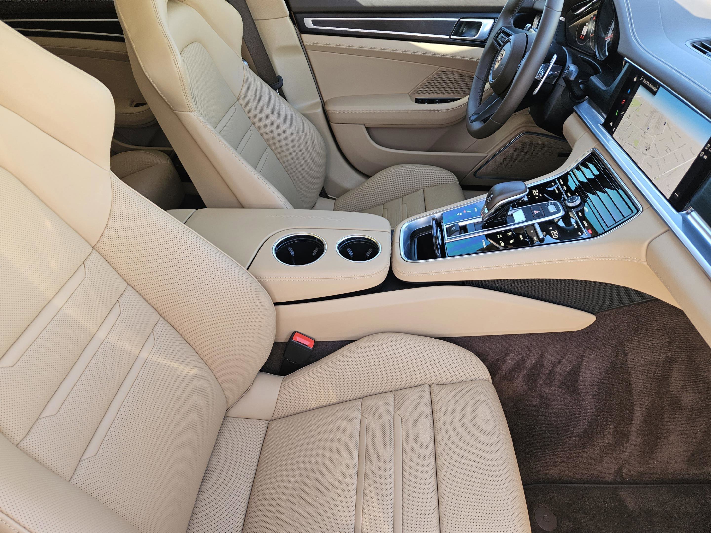 Certified 2023 Porsche Panamera Platinum Edition image 15