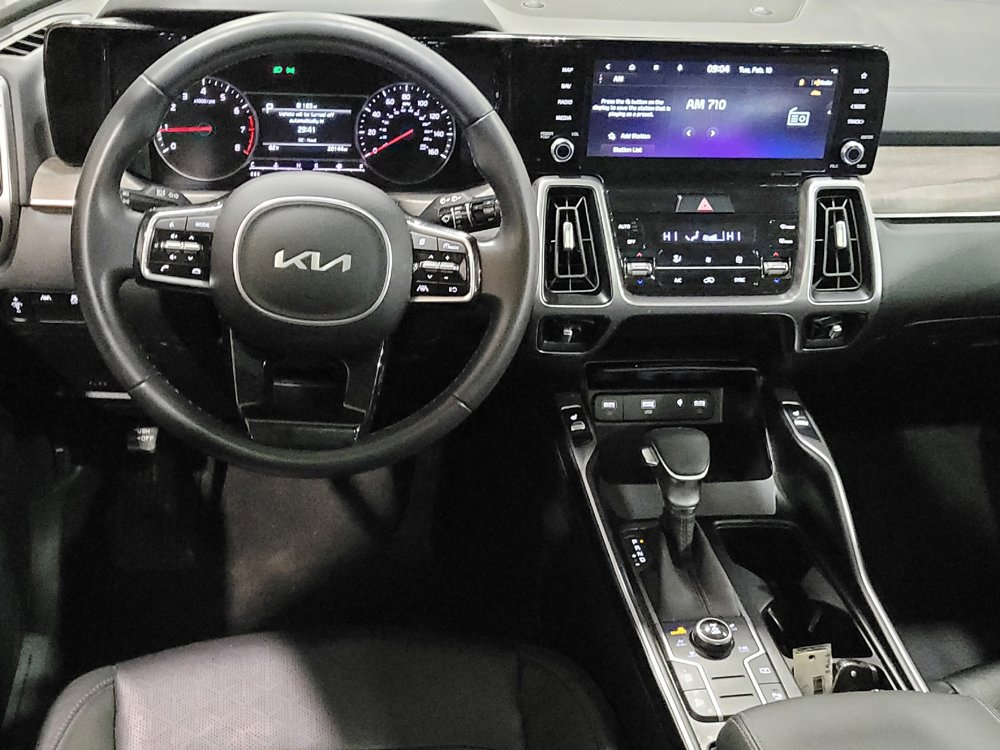 Used 2023 Kia Sorento S w/ Panoramic Sunroof Package image 22
