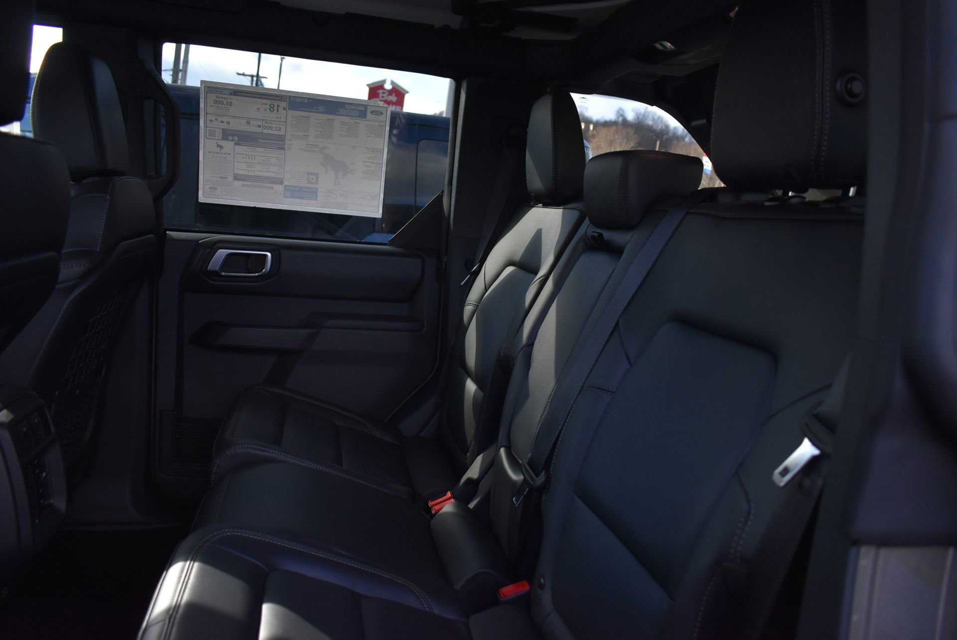 New 2025 Ford Bronco Badlands image 14