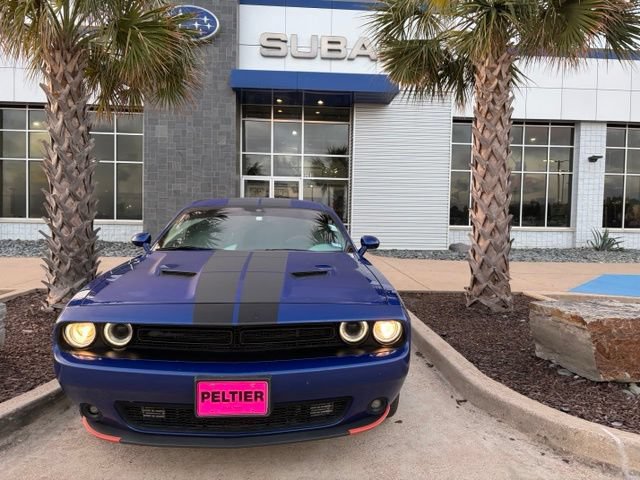 Used 2021 Dodge Challenger SXT w/ Blacktop Package RWD image 2
