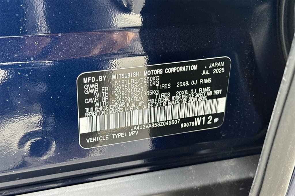 New 2025 Mitsubishi Outlander SE image 28