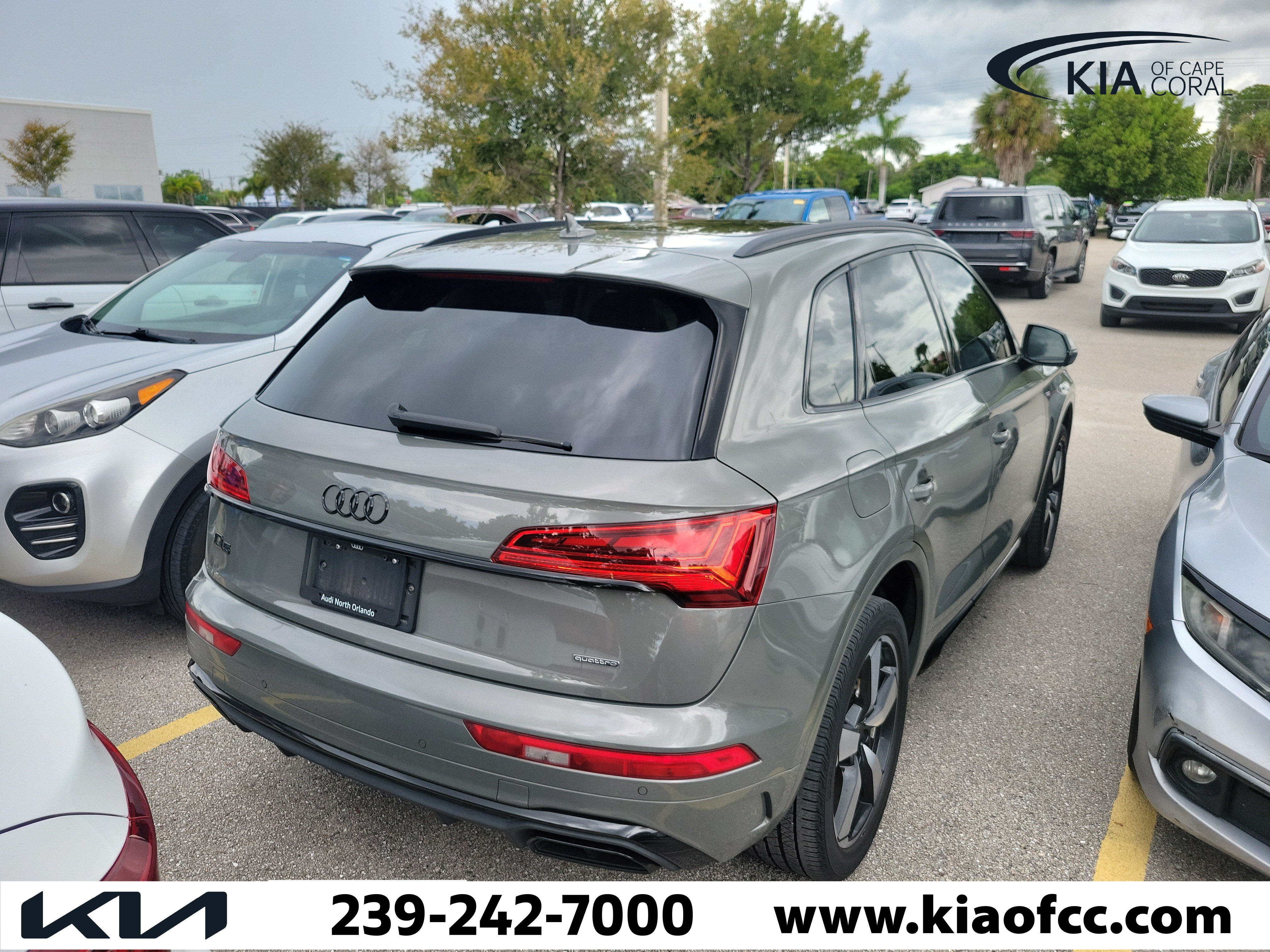 Used 2023 Audi Q5 2.0T Premium Plus w/ Premium Plus Package AWD/4WD image 6