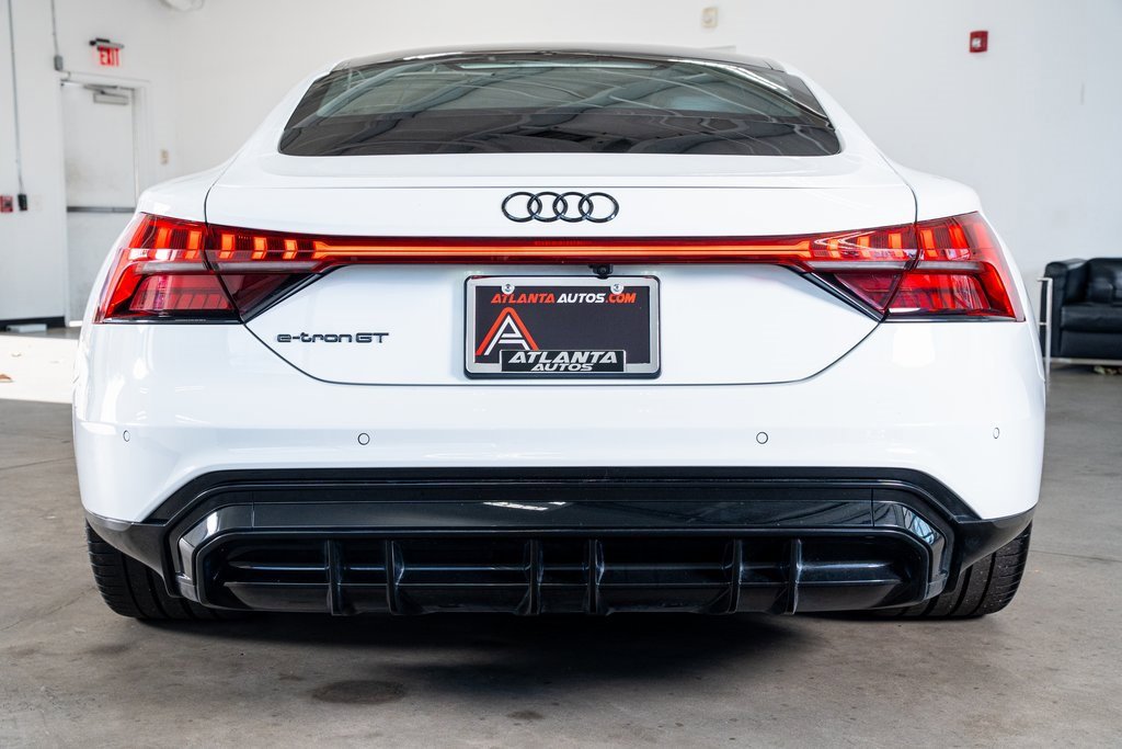 Used 2024 Audi e-tron GT Prestige image 7