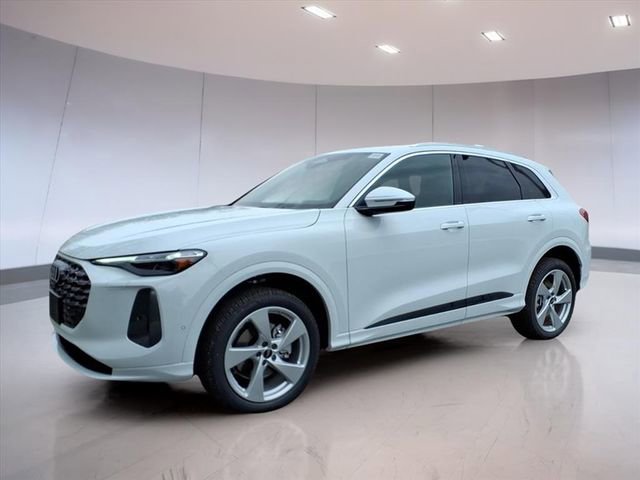 New 2025 Audi Q5 Premium Plus image 2
