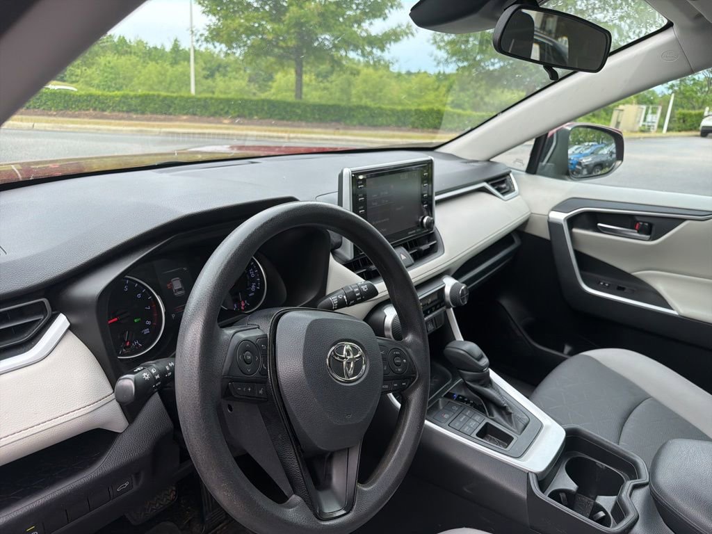 Used 2019 Toyota RAV4 XLE w/ Convenience Package AWD/4WD image 19