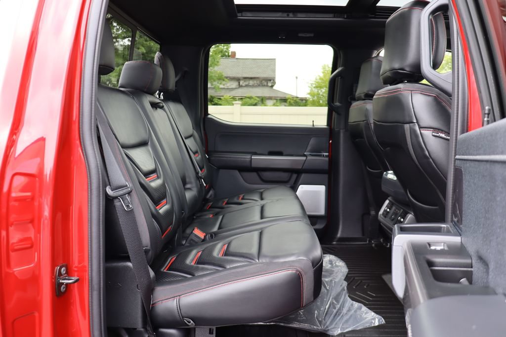 Used 2025 Ford F150 Lariat w/ Equipment Group 502A High AWD/4WD image 45