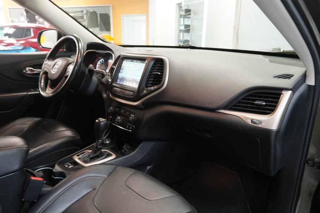 Used 2014 Jeep Cherokee Limited AWD/4WD image 37