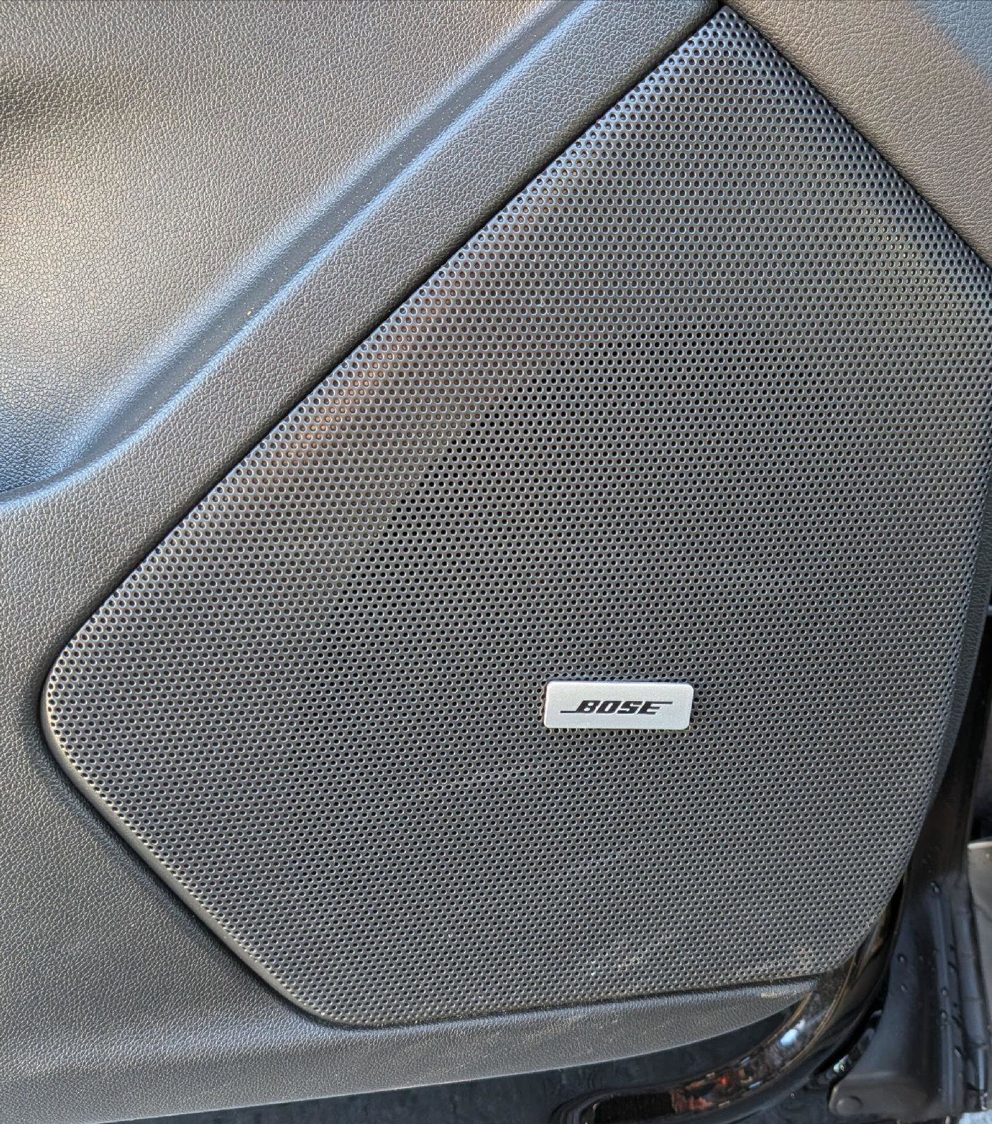 Used 2020 Cadillac XT6 Premium Luxury AWD/4WD image 17