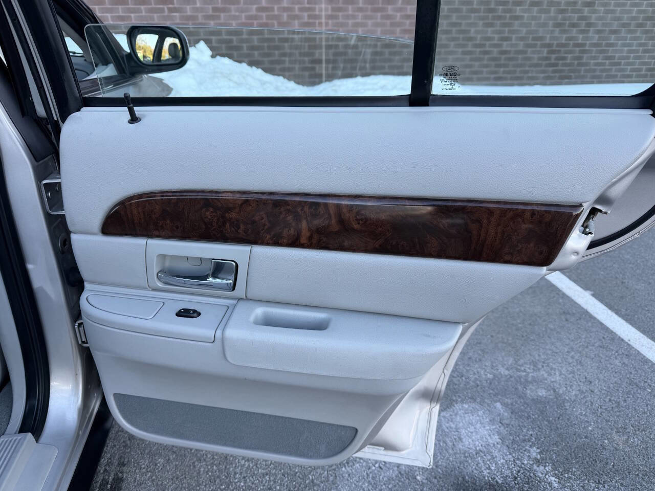 Used 2005 Mercury Grand Marquis LS image 28