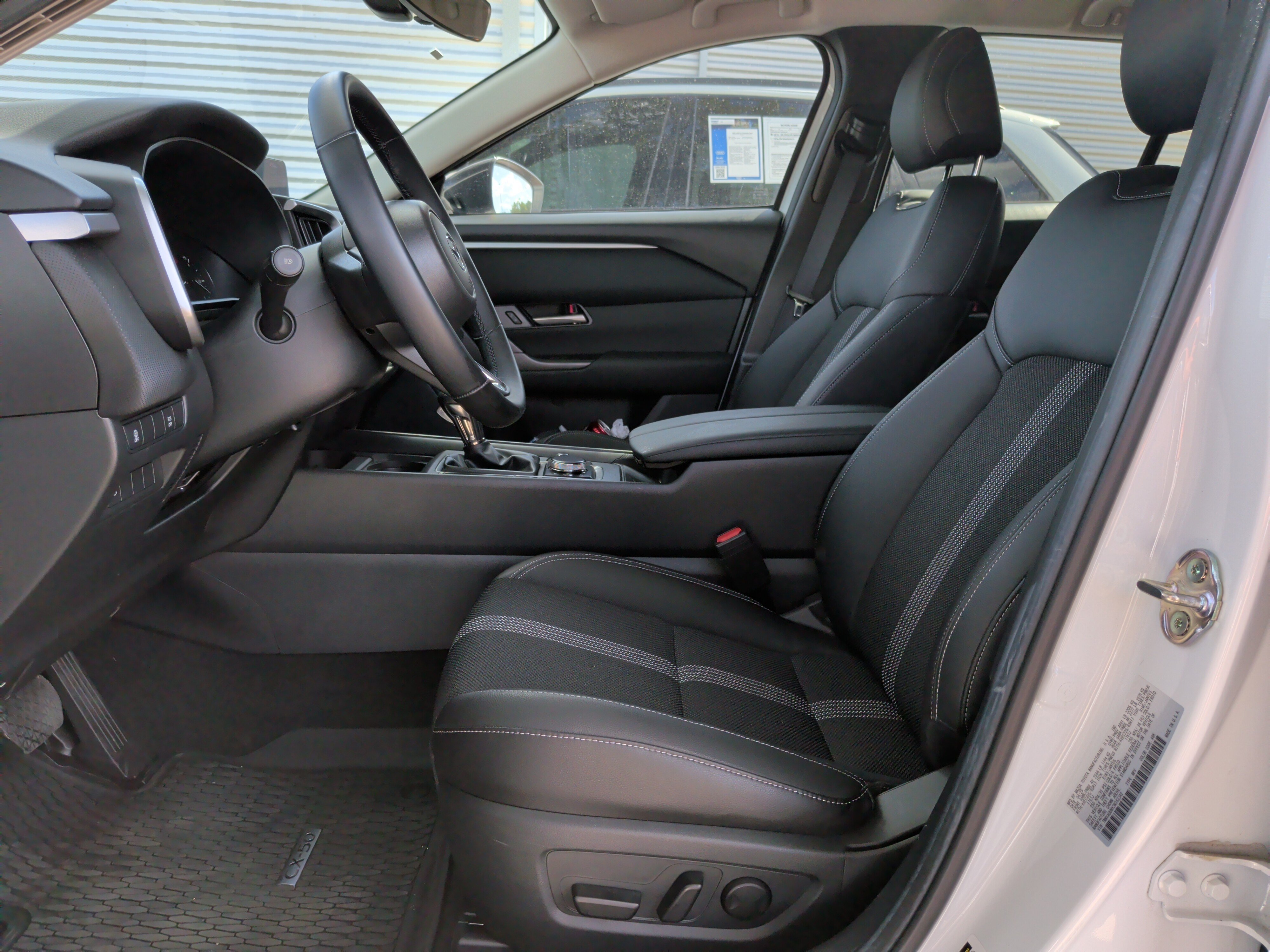 Used 2025 MAZDA CX-50 AWD 2.5 S w/ Weather Package image 15
