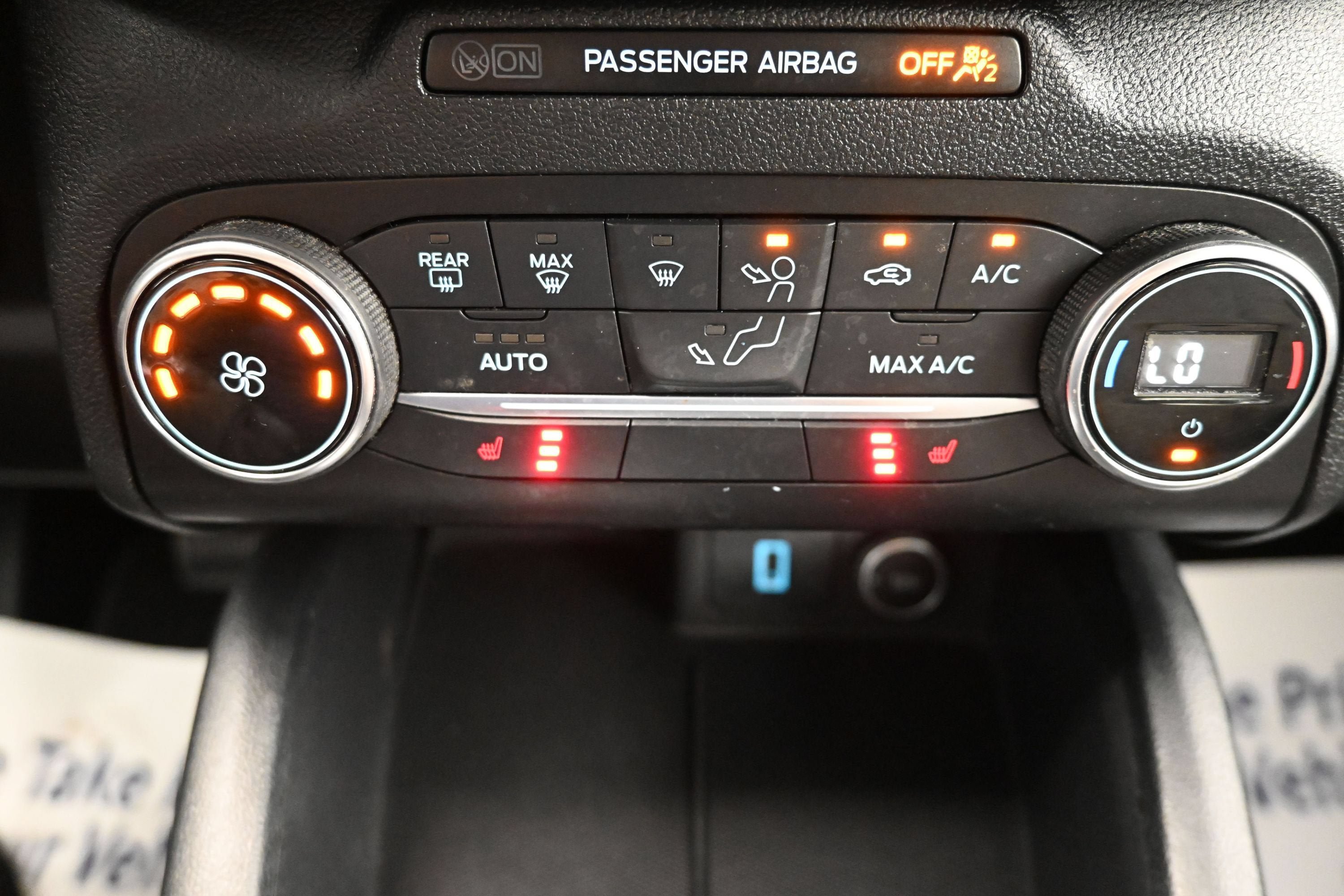 Used 2020 Ford Escape SE FWD image 17