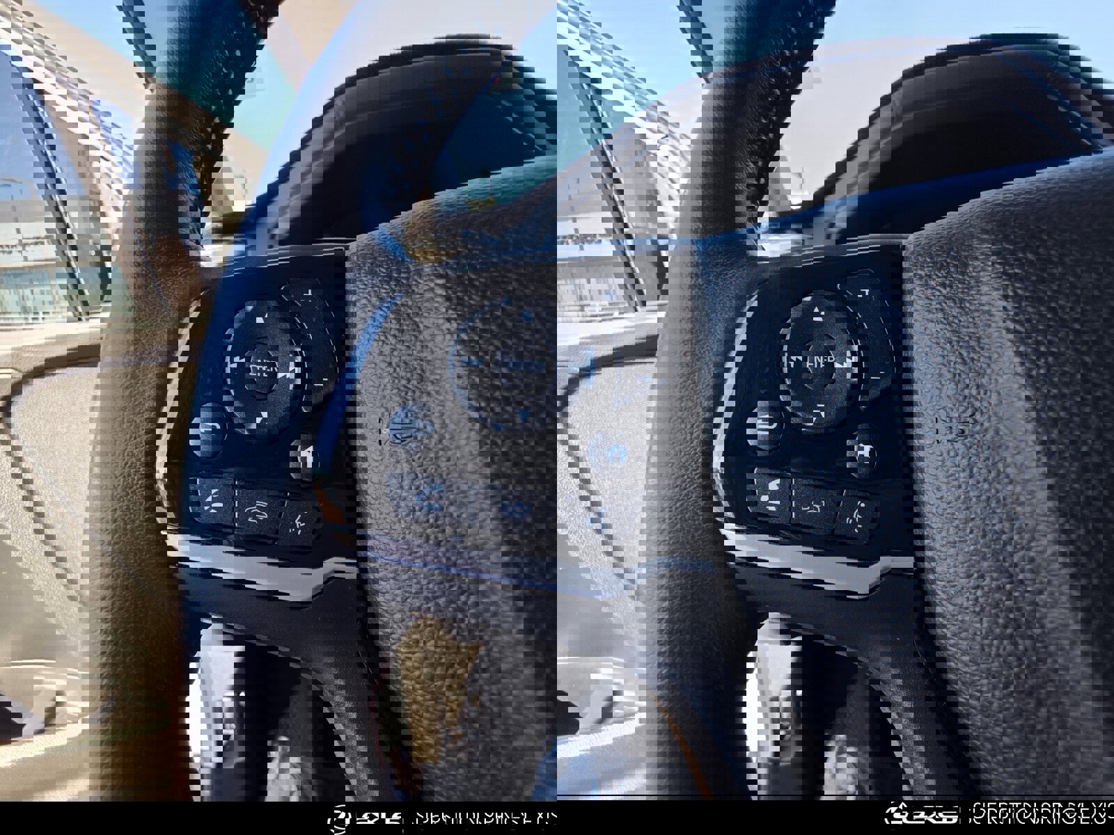 Used 2023 Honda Odyssey Elite image 25