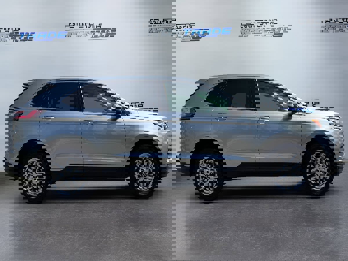 Used 2024 Ford Edge SEL image 4