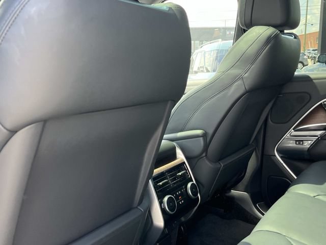 Used 2024 Land Rover Range Rover SE AWD/4WD image 25