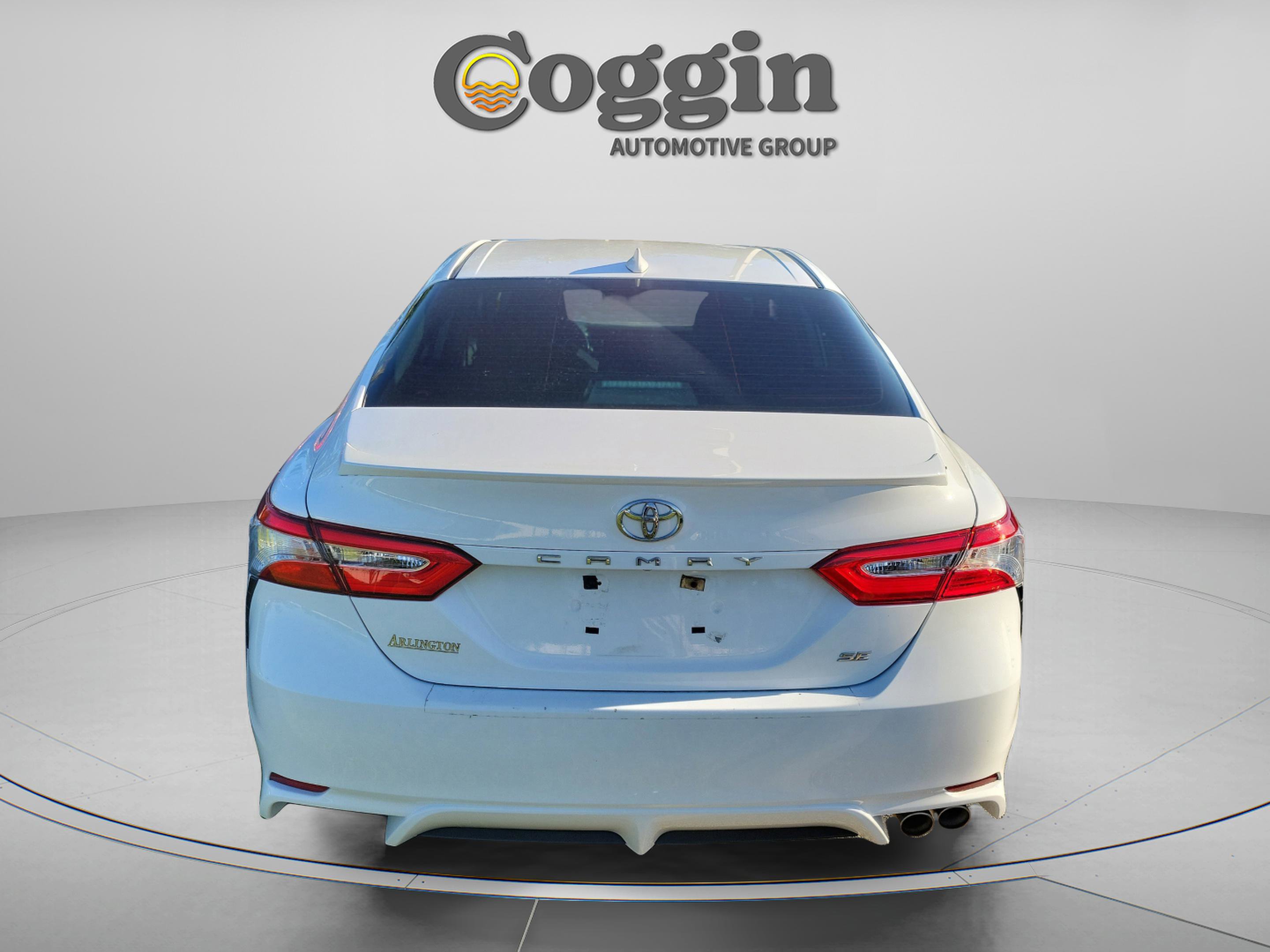 Used 2020 Toyota Camry SE image 3